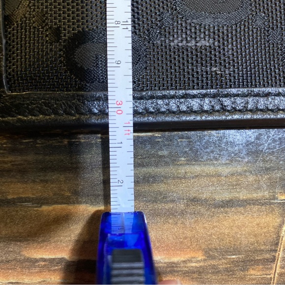 Gucci Wristlet - Picture 8 of 8